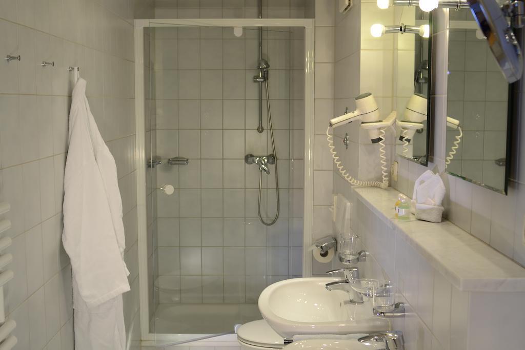 Hotel Am Ostpark Neubiberg Habitación foto
